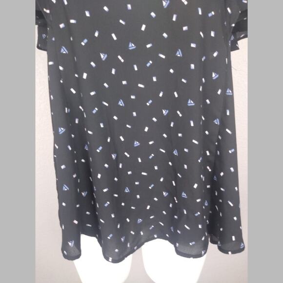 Torrid Black Confetti Crisscross Georgette Blouse Size 1 - Picture 11 of 12